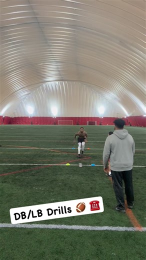 Benny Sapp III on Instagram: "🚨 ALERT 🚨 🏈 Transitions tell the real story. Clean feet. Clean work. DM @sapp_trap_llc For Training more info ! #sapptrapllc #trainwithpurpose #football #trainingmotivation"