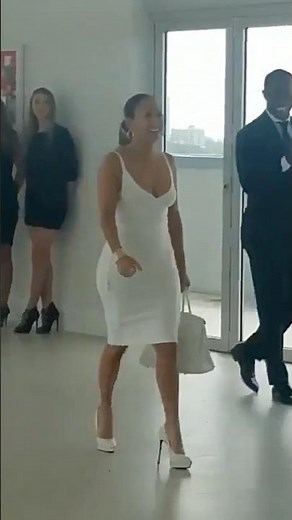 Jennifer Lopez Looks Amazing In White Dress #JLo #Shorts