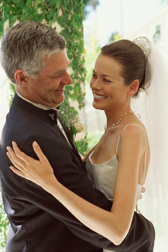 45 Best Father Daughter Dance Songs for Your Wedding