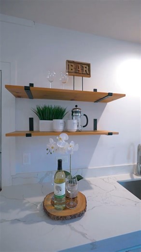 870 College Avenue, Palo Alto, CA 94306