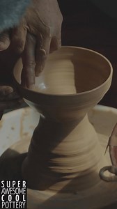 🚨 Orlando Creatives! 🚨 If you’ve been searching for Pottery Classes near you, look no further! In our 1-hour Beginners Wheel Class, guests are given step-by-step guidance through the making of two bowls, plus the chance to glaze both pieces the same day! No experience needed, we’ll handle it! ✨ Classes are held at Super Awesome Cool Pottery Studio located at 930 Hoffner Ave. 🏺 #orlandoevents #orlandoholiday #orlandofl #orlandopottery #orlandopotterystudio #creativeevents #ceramics #art #artst