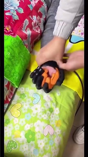 Effortless Exercise Automatic Hand Trainer Gloves - Easy hand recovery
