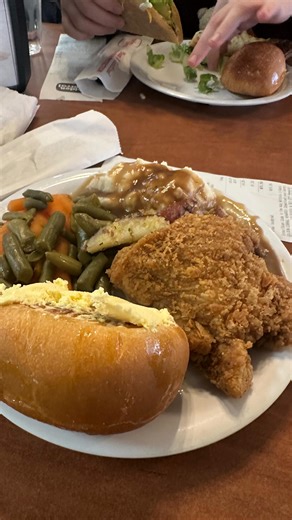 ʂʅιɱҽ ⁽ˢʰʸˢᵗᵃˣ⁾ on Instagram: "og slime money lyrics: h0 ah bih like bitch i got it down - :( //bitch TURN THAT F R O W N UPSIDE. 🥞f f lip it around🥞i won't speak on what im not certain is facts $not office fax machine bitch$ like who u think i is ? slime won't lead u down the wrong road or get lost along the way, SLIME MONEY ass h0 oh yeah oh no if on slime relying the whole gang. i can't lose. im shading the slime honey fam, the bee hive, protect the energy of my crew. if we not fw u. ian fw