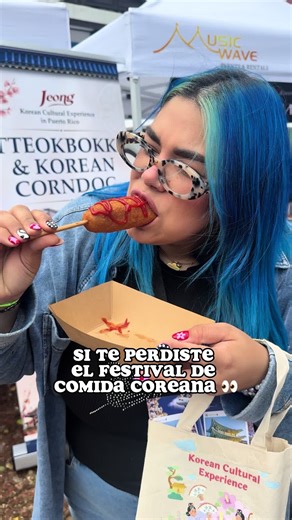 Ayer fui al Festival de Comida Coreana y entendí el hype 😮‍💨✨ Fui con mi amiga @aprendeconkiara__ y la pasamos brutal ❤️😍😍😍 Vi a mucha gente diciendo “no sabía”, “me lo perdí”… 🙈🥲 Así que si eres uno de esos, guarda esto 👀 La comida coreana sigue en #kdelightspr 😍 Están ubicados en Guaynabo… y tienen un horario variado 🥹 Síguelos, date la vuelta y después me cuentas qué probaste 🤍 #puertoricotiktok🇵🇷 #comidacoreana #foodiepr