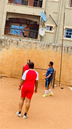 As how na 🤷‍♂️ the referee must explain her decision on this match: #referee | Sunny success