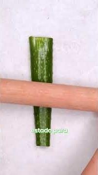 🌿 Why does aloe vera change color? #homemadecosmetics #naturalcosmetics