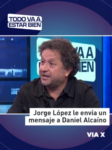 🤣Jorge López le envió un íntimo mensaje a Daniel Alcaíno en #TodoVaAEstarBien en nombre de todas sus amigas😏 Revive el capítulo completo en nuestro canal de YouTube🖥️