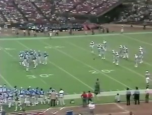 🏈On November 13, 1983 Detroit Lions running back Billy Sims hurdles one defender before karate kicking Houston Oilers cornerback Stevie Brown in the head. He was given the nickname "Kung Fu Billy Sims" by ESPN's Chris Berman after a game. The Oilers, who came into the game 0-10, got their first win of the season beating the Lions 27-17 at the Astrodome.🏈 | Davenport Sports Network