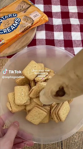 Delicious No-Bake Custard Cream Recipe