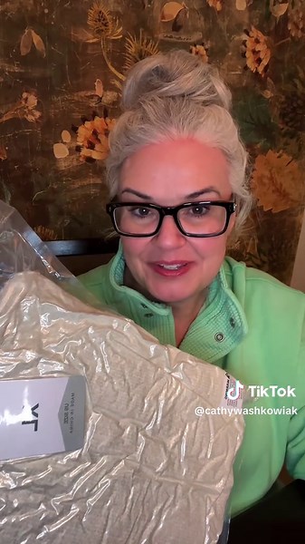 Over 50 Fashion Inspiration: Midsize Style Tips