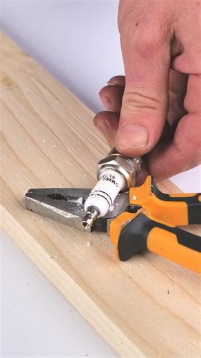 DIY glass cutting tool your new crafting essential! 🛠️ | 𝐖𝐨𝐨𝐝𝐬𝐛𝐨𝐮𝐧𝐝𝐨𝐮𝐭𝐝𝐨𝐨𝐫𝐬