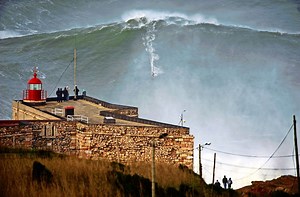 Extremsport Big-Wave-Surfen: Das ist die perfekte Welle