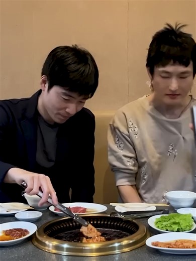 [ジャルジャルアイランド JARUJARU ISLAND] 焼肉のこと「美味しい」じゃなくて「可愛い」て言う彼女の奴 #jarajaru #fyp #jarujaruisland8111 #ジャルジャルアイランド #人生 #fyd #vlog #vairal_video #foryouu #4