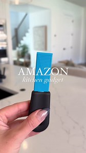 Here’s the link https://amzlink.to/az0Gy0kFtc1zW for this scraper gadget! It has a different tool on each end and helps you get off tough stickers and tags, clean hard to access crevices and so much more!!! 🙌🏻🖤#amazonhome #amazongadget #amazonkitchenfinds #amazonkitchenfavorites #amazonmusthave #thesistershoppers #asmr #kitchengadgets | The Sister Shoppers