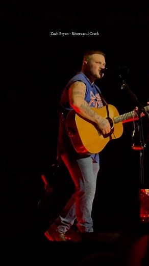 Zach Bryan “Rivers and Creeks” Live in Tampa