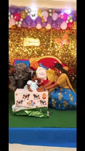 💕🛵Opening gift in the esha birthday party💞🎉#viralvideo #shorts #birthday #birthdaycelebration #gift