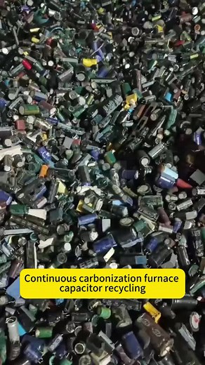 Continuous carbonization furnace capacitor recovery The capacitor enters the furnace body, and the layer or film on the surface of the capacitor, the internal electrolyte, and the isolation layer are cracked in a high-temperature environment to generate combustible gas and carbon powder. The metal part will not oxidize due to the internal oxygen-deficient environment. The combustible gas generated in this process can be used to heat the furnace body to achieve self-sustaining circulation and red