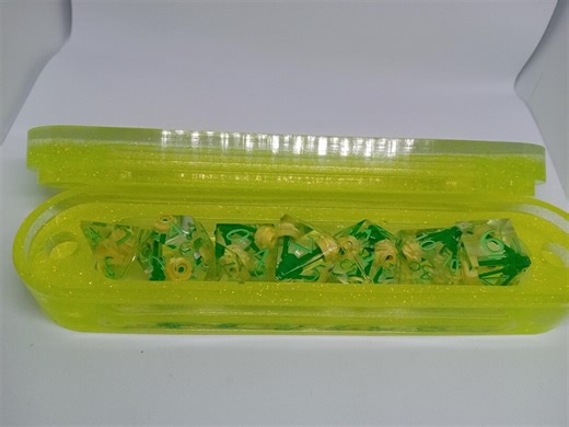 Dungeons and Dragons Lego Flower Dice Set With Glitter Dice Tray Case - Etsy