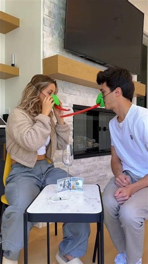 😂 @livswearingen @brentrivera
