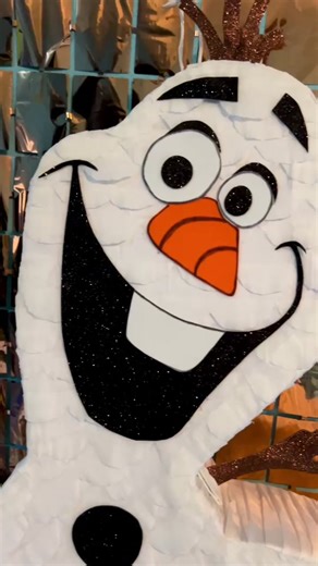 Piñata Olaf ☃️❄️ #piñataolaf #frozenpelicula #frozen #piñateros #piñata #CapCut #paratii #foryou #viral #amigos #olaf #piñataolaf #muñecodenieve #ysihacemosunmuñeco