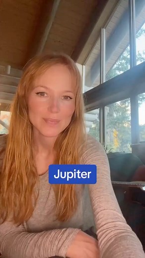 As we were playing “Jupiter” on the road, it really evolved from a folky tune into something a little more slinky and sultry. I love where it ended up, and I’m so glad my label was up for the change in direction. Watch the full #BehindTheSong clip at the link in bio, and check out the 25th anniversary edition of SPIRIT, out now! | Jewel