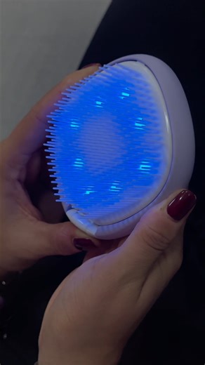 FOREO | A brush that changes colors — and your hair. 💡 FLIP™ play advanced uses LED lights to strengthen, balance & boost shine — all while staying... | Instagram