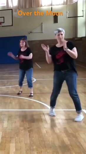 Clip Over the Moon absolute Beginner #linedance #beginners #beginner #easydance #simpledance