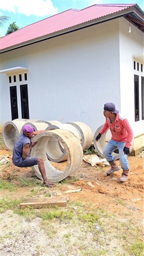 excellent technique from the senior construction foreman