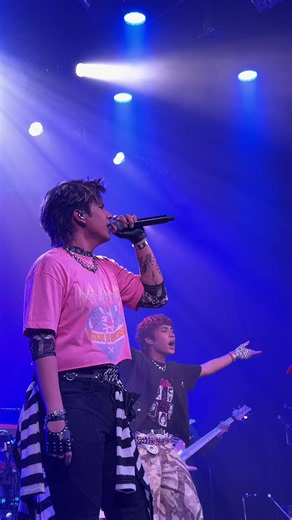 Multo Cup of Joe live concert performance