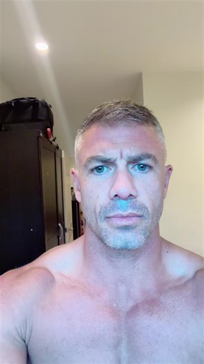 I was going to make a pussy joke but that felt crude so yeah welcome to thailand #cat #pet #funnycatvideo cat distribution system