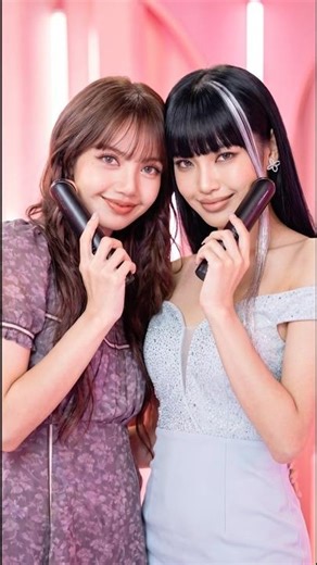 Lisa Visits Medicube Pop-Up at Coachella 2026