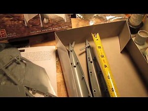 Pegasus Hobbies Cosmostrator and Luna model kit review