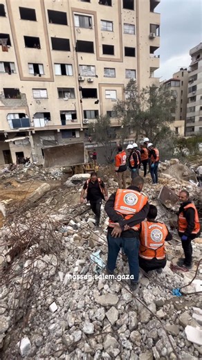 ‎Hassan Salem | حسن سالم‎ on Instagram‎: "For the second consecutive day, Civil Defense crews continue to recover the bodies of martyrs from the Salem family west of Gaza City. Today, five additional bodies were recovered, bringing the total number of retrieved bodies and remains to 30, out of approximately 60 who are still trapped under the rubble since the bombing before two years. لليوم الثاني على التوالي، تواصل طواقم الدفاع المدني انتشال جثامين شهداء عائلة “سالم” غرب مدينة غزة. اليوم تم انتش