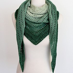 The Ombre Knitting Guide (Plus Free Ombre Hat Pattern)