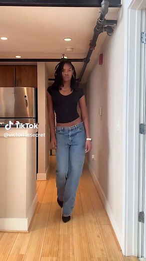 Victoria's Secret Casting: Showcasing Confidence & Energy