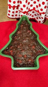 The perfect dessert for Christmas Kyra makes an easy black forest cherry chocolate cake. | Family Style Cooking