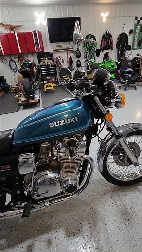 Suzuki GS 750 1977 original and pristine.#motorcycle #cool #fun