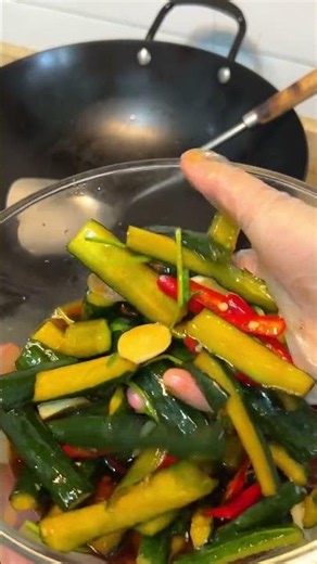 The Summer Delight: Easy Pickled Cucumber Recipe