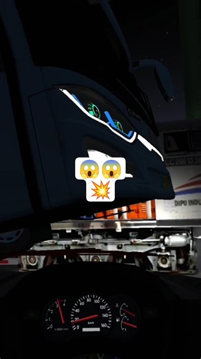 😱bus ktabrak kereta #shorts #games #trending