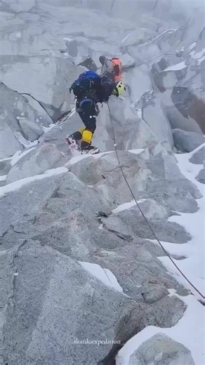 Beyond The Map on Instagram: "😬 Slip, whip, and how do you protect rappels? One wrong move in the mountains can change everything. Safety isn't just a step—it's the difference between life and consequences. Always anchor right. 🧗‍♂️💥 Credits: @SkarduExpdTreksandTours #RappelSafety #ClimbingTechnique #MountainSkills #K2 #Alpinism #StaySafe #ClimbingTips #AdventureSmart #NoShortcuts #ProtectTheDescent #Mountaineering #RiskAwareness"
