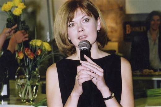 Väike must kleit 100! Moetoimetaja Anu Merila: me ei pruugi tänapäeval mõista, milline saladus peitus omal ajal mustas kleidis