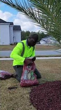 Red Rubber Mulch Velilandscape