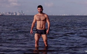 Photoshoot with Bremen Menelli_哔哩哔哩_bilibili