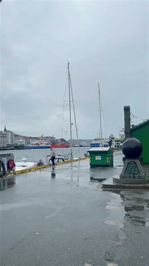 Bergen, Norway 🇳🇴 | Walking Through the Iconic Bryggen Street ✨