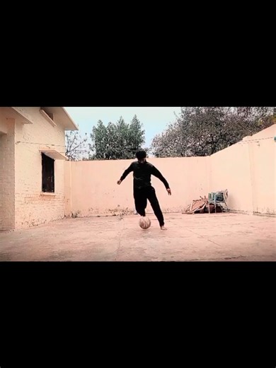 Freestyle Football Skills: Mastering Techniques Like Ronaldo