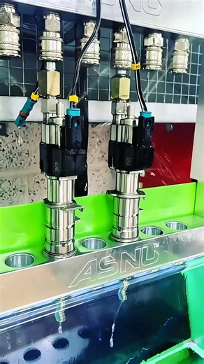 Throwback to these Fake BMW Piezo Injectors Spraying Everywhere 🫣 One of the worst fake sets we’ve ever seen ❌ The fact that they didn’t actually work and the garage had an ASNU machine to fit them to meant they potentially stopped an engine fire or even worse! 🫣 Always choose authentic, high-quality injectors to keep your engine running smoothly and efficiently‼️ Please be very careful when buying any injectors that don’t come from a well known source ✅ Stay safe—buy from trusted sources! 🚗�