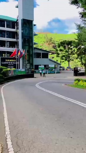 මගේ වර්ගෙන් එකයි බන්..💝 හීන සිත්තරී Luxury Edition #followersシ゚ #foryoupageシ #viralchallenge #leylandbus | Gehan Bro