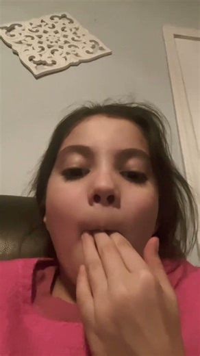 Eee ahhhh ahHhahahahaha num num num num nummmmm