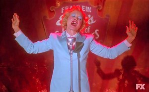 Watch Jessica Lange Sing 'Life on Mars' in AHS: Freak Show Premiere Ep