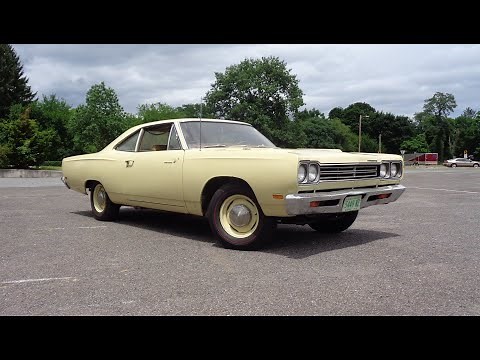 1969 Plymouth Road Runner 426 Hemi Survivor with Original Owner on My Car Story with Lou Costabile